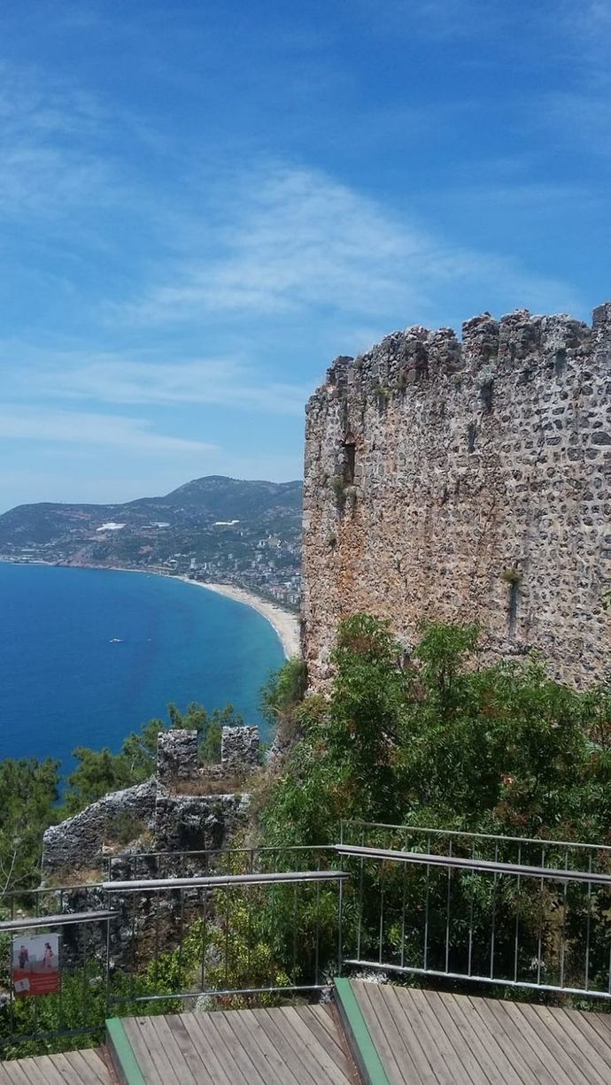 Ankara’da soğuk ayran, Alanya’da buz gibi limonata… Sizce yolculukta en güzel eşlikçi içecek hangisi olurdu?