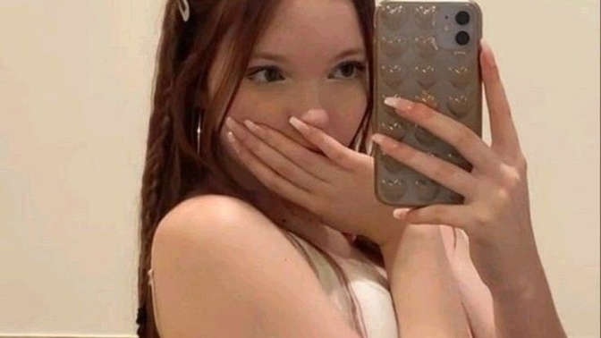 Başkasının telefonuyla fotoğraf çekenler hakkında ne düşünüyorsunuz?