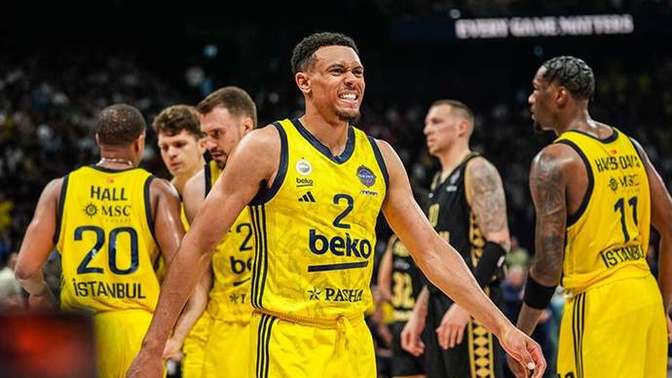 Fenerbahçe Beko - Monaco'yu 81-70 yenerek Euroleague şampiyonu oldu! Helal olsun çocuklara! Ne düşünüyorsunuz?