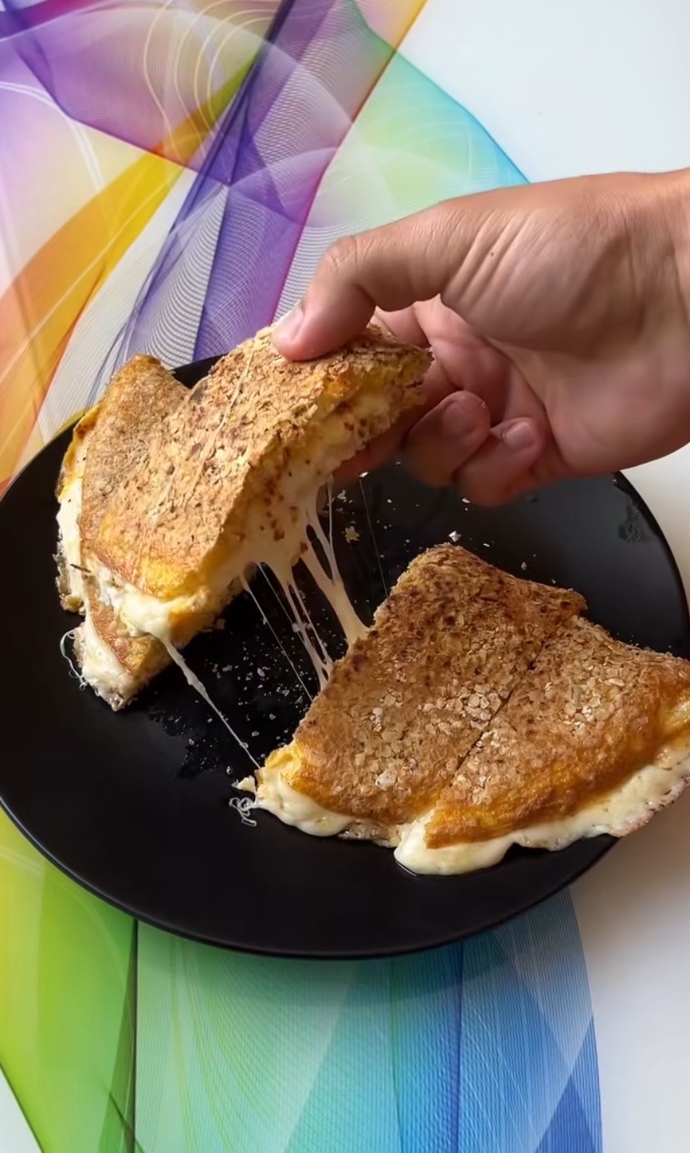 Yulaflı ve kaşarlı omlet denediniz mi hiç?