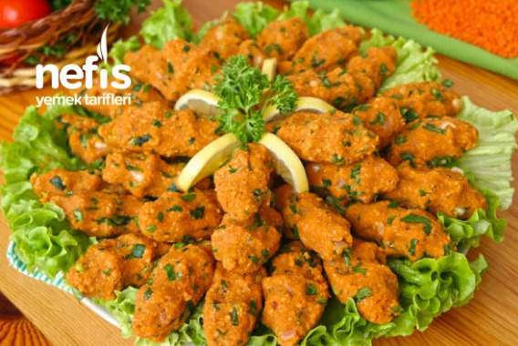 🔥Lezzet Kapışması Başlasın! 🔥 Çiğ Köfte mi🥵 Mercimek Köftesi mi  🥙 Hangisi Gönlünüzün Sultanı👑 ?