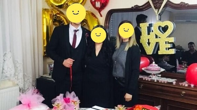 Böyle bir süsleme ve söz masası hakkında ne düşünürsünüz?