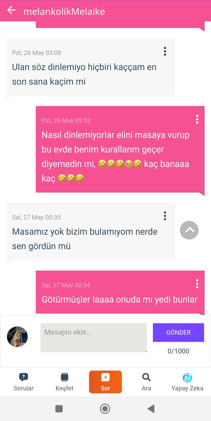 Aciiiil duyurulur melonun masasını çalmışlar siz mi aldınız doğru söyleyin kızın hali hiç iyi değil? nerede bu masa 🤭🤭🤭🤭?