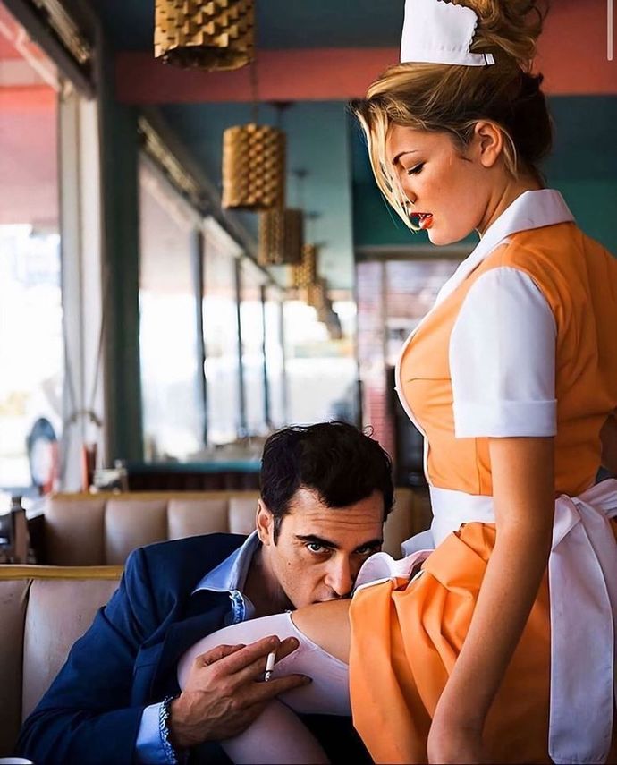 Şu an seninle kim nerede ne yapıyor olsa mutlu olursun?