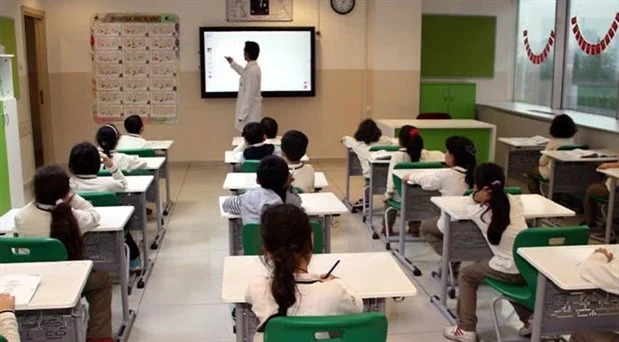 Koç Okullarının anasınıfı ve ilkokul ücreti 1 milyon 700 bin TL! Özel okulların bu kadar pahalı olması size ne düşündürüyor?