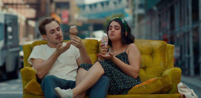 Küçük şeylerden mutlu olan biri misin?