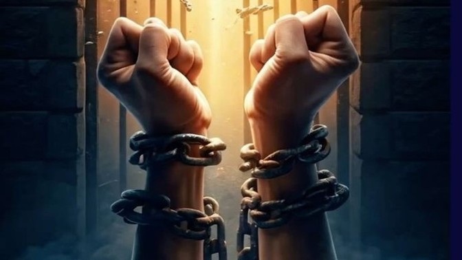 Şiir yazmak için önce zincirlerden kurtulmak mı gerekiyor?