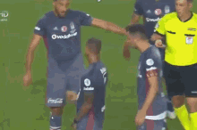 Biri size gelip "Ben zaman yolcusuyum ve senin gelecekte ki halinim" dese ne yapardınız?