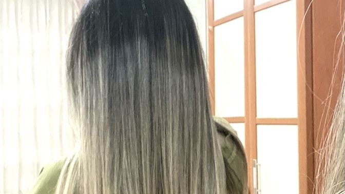 Saçlarım şu an 1. fotodaki. ama ben 2. fotodaki gibi yaptırmak istiyorum rengini. ve birazda kestireyim diyorum sizce nası olur?