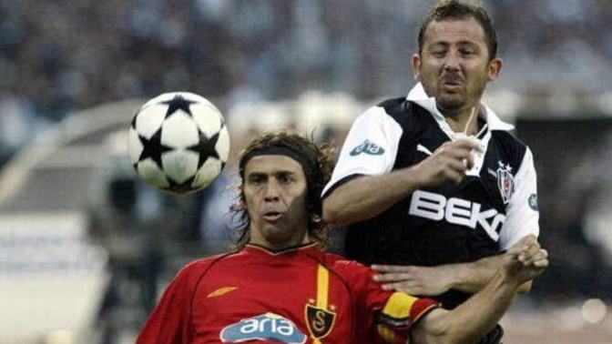 Sizce yurtdışında hiç oynamamış en iyi Türk futbolcu hangisidir?