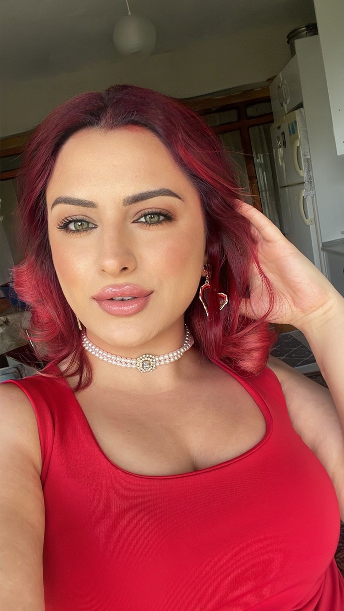 Sizce tanrı beni yaratırken neden birkaç gününü ayırmış?