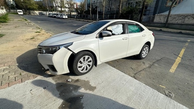 Arabayı vurdum 😭?