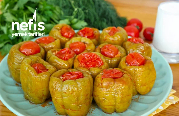 🥢Sarma mı, Dolma mı? Lezzetler Savaşı Başlasın! 🍽️🔥?