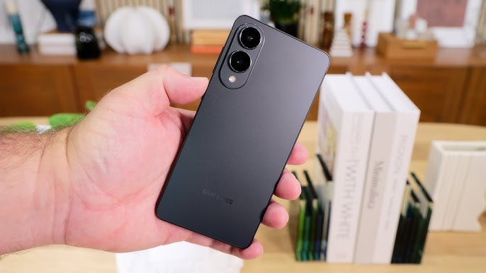 Samsung Galaxy S25 Edge almayı düşünenler burada mı. Hangi özellik sizi en çok heyecanlandırdı?