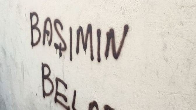 Birisi size sesini yükseltebilir mi?