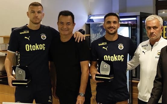Fenerbahçe’de Edin Dzeko ve Dusan Tadic ile yollar resmen ayrıldı! Ne düşünüyorsunuz?