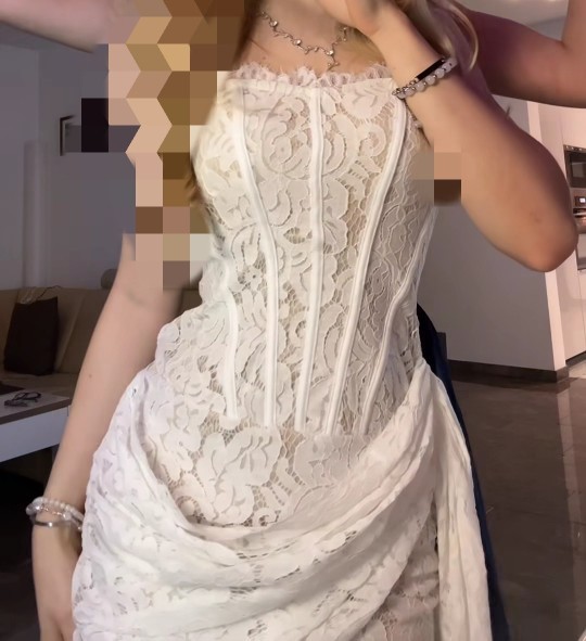 Doğum günümde bu elbiseyi giysem nasıl olur?