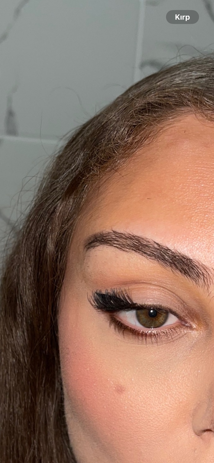 Göz makyajım nasıl sizce? göz pınarına eyeliner sürmelimiyim yoksa böyle iyi mi?