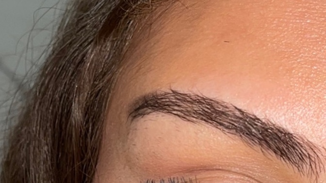 Göz makyajım nasıl sizce? göz pınarına eyeliner sürmelimiyim yoksa böyle iyi mi?