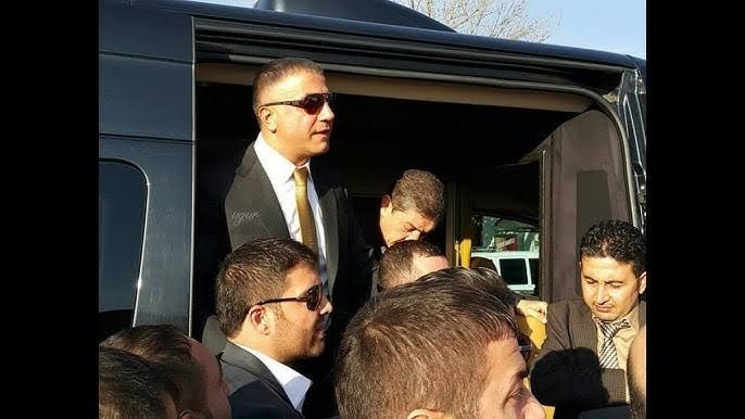 İstanbul Maltepe Marmaray da çocuklarının yanında darp edilen adama ?