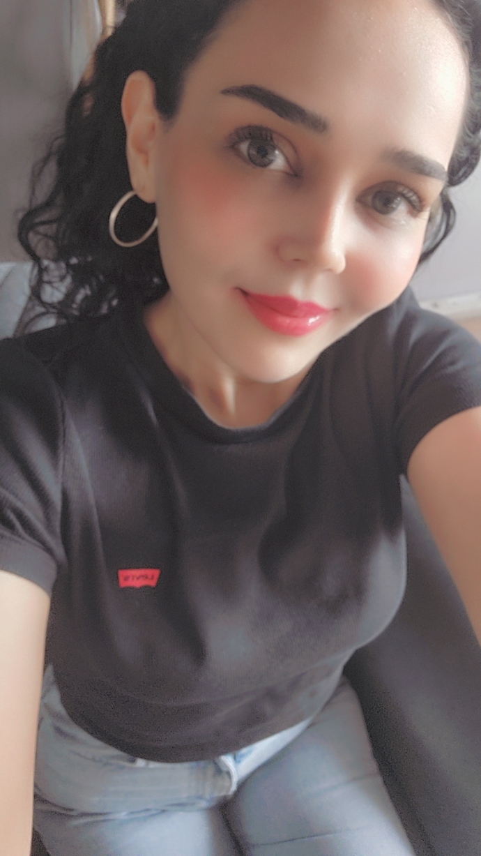 Gözlerim ne renk duruyor 🥰🥰?