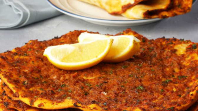 Lahmacun mu, Pide mi 😋🔥 Lezzet savaşı başlasın! 🥊🍴?