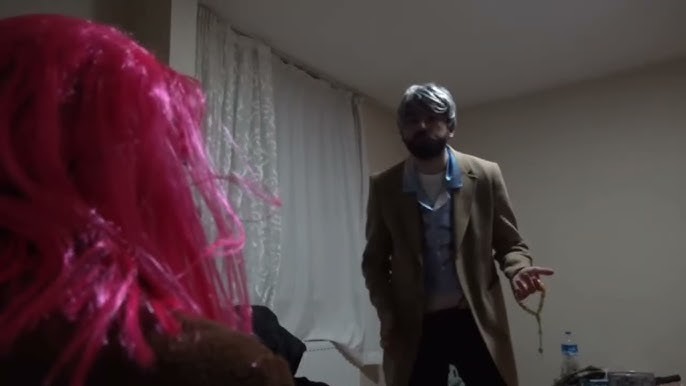 Bi kız neden bu kadar çirkin olur?