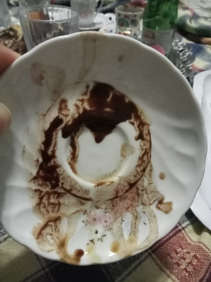 Gerçekten fal yorumlayabilen vad mi?
