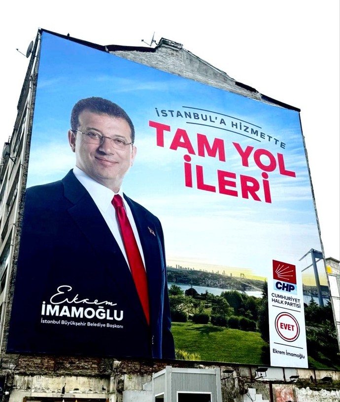 Bu pazar seçim olsa kime oy verirsiniz, neden?