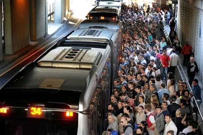 Toplu taşımada seni en çok ne rahatsız eder?