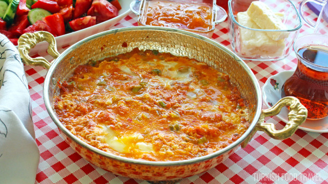 🌞Kahvaltının Yıldızı Kim? 👑 Menemen mi 🍅🫑 yoksa Sucuklu Yumurta mı🥚🔥 ?