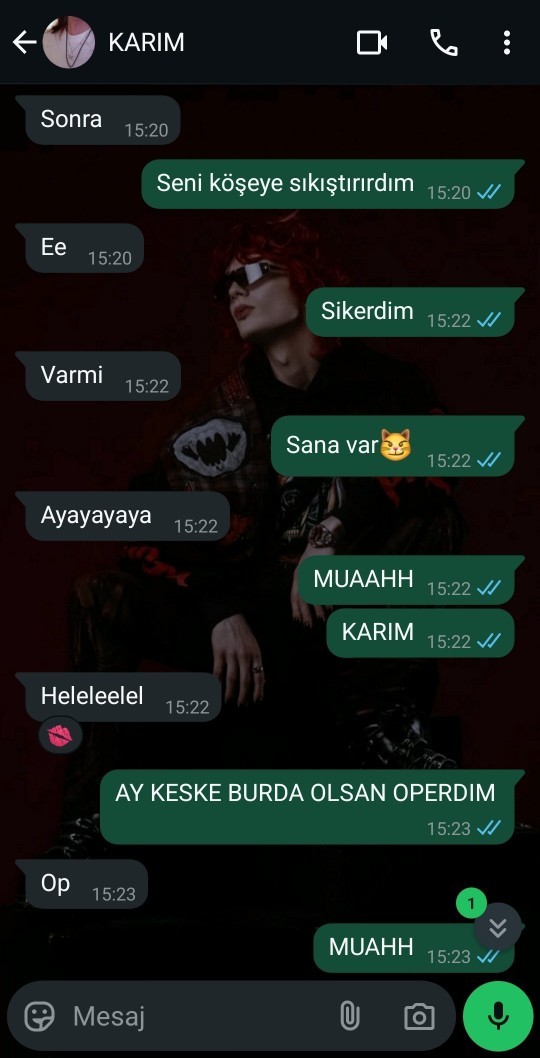 Kız olan arkadaşlarımla böyle olmam garip mi?