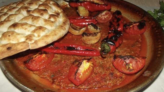 Tepsi kebabı sever misiniz?