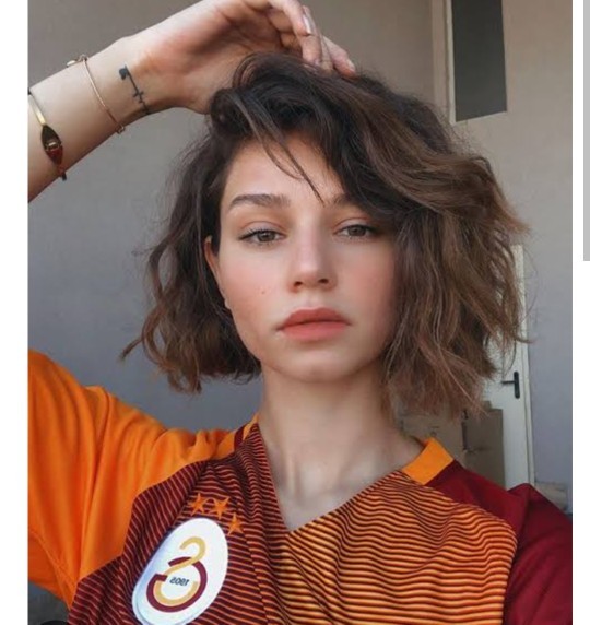 Bayram stili olarak GS forması giysem olur mu?