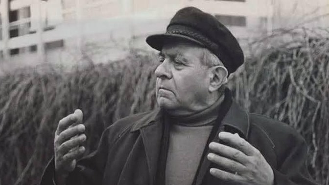 Bugün şair Ahmed Arif’in ölüm yıldönümü. Şairi tanıyor ve sever misiniz?