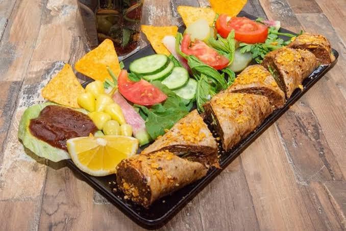 Çiğ köfteye cips ekler misiniz?