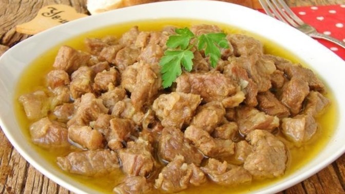 Kavurma mı/kaburga dolması mı?