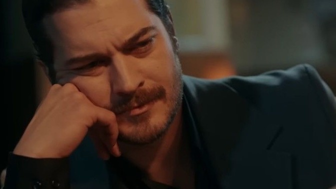 Kime böyle dalıp gitmeleriniz?