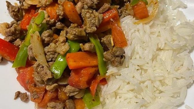 Kurban etiyle yapılan en sade ama en lezzetli yemek sizce hangisi?