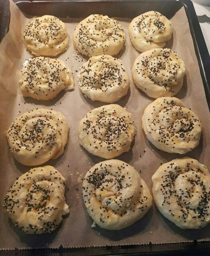 Kat kat el açması börek mi, hazır yufkadan pratik börek mi?