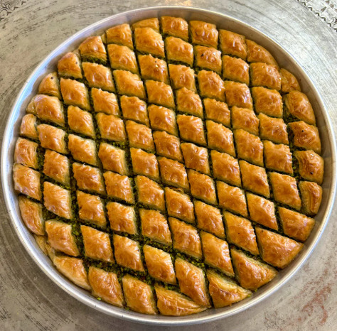 🍯Tatlı Kapışması!🥊  Baklava mı, Kadayıf mı?