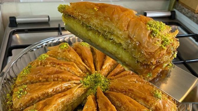 Bayramda tatlı tercihin ne olur, sütlü mü yoksa şerbetli mi?