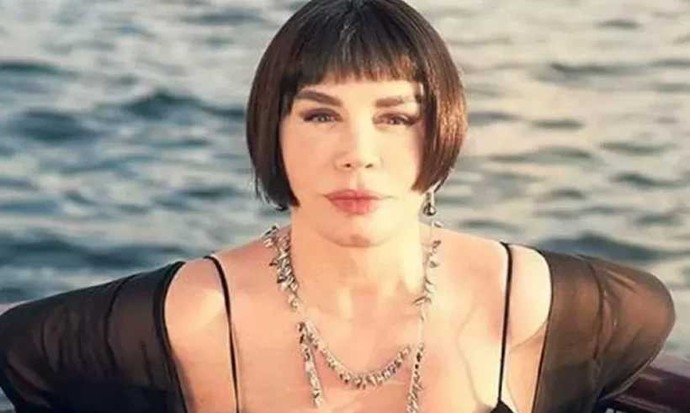 Sizce aşkı en iyi kim anlatır?