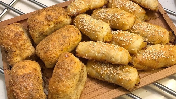 Patatesli börek / Merzifon çöreği sever misiniz? Kahvaltı yaptınız mı?