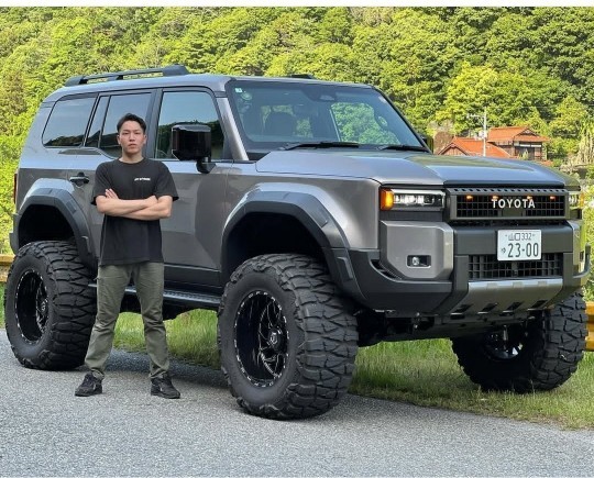Hangi Toyota bende olsa vay be karizma ya bak dersin ?
