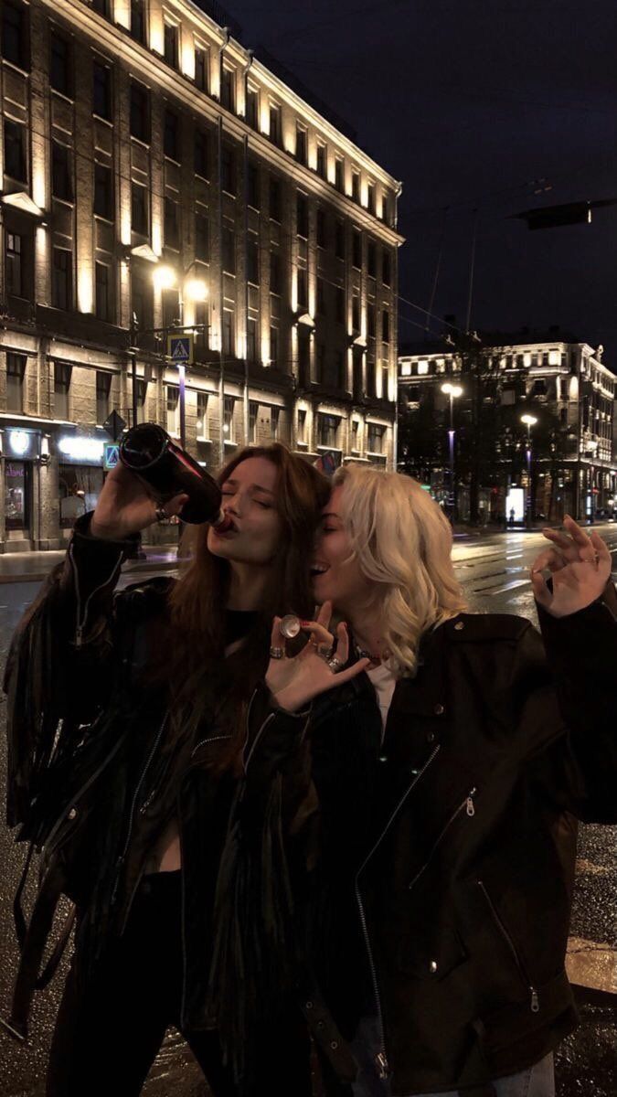Sevgilin senden habersiz gece dışarı çıkarsa bozulur musun?