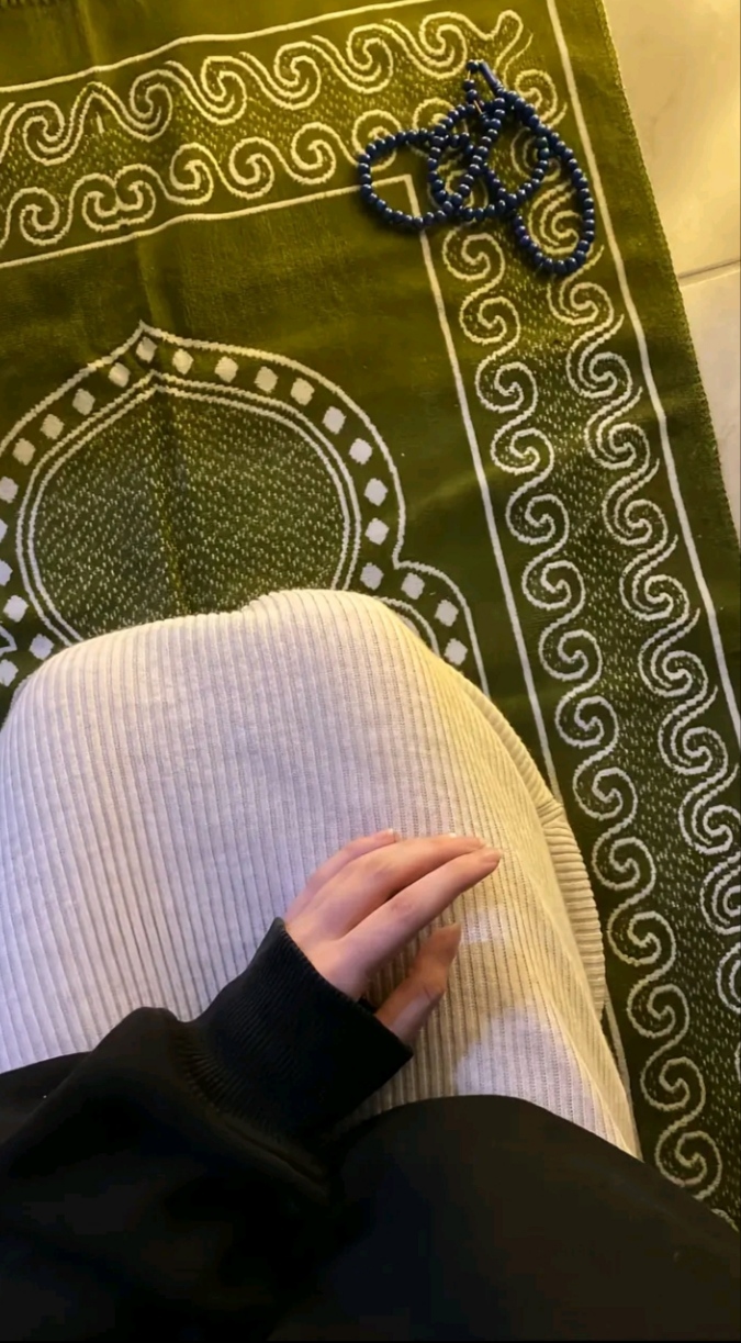 Duasında benden bahseden bir beyi bulmam çok mu zor?