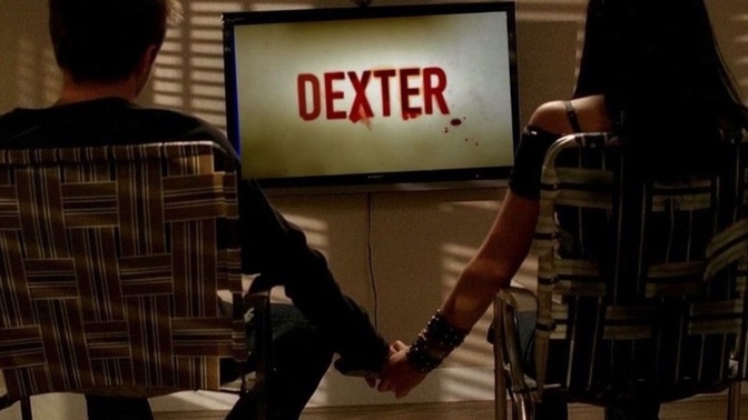 Dexter izlemis olan var mi?