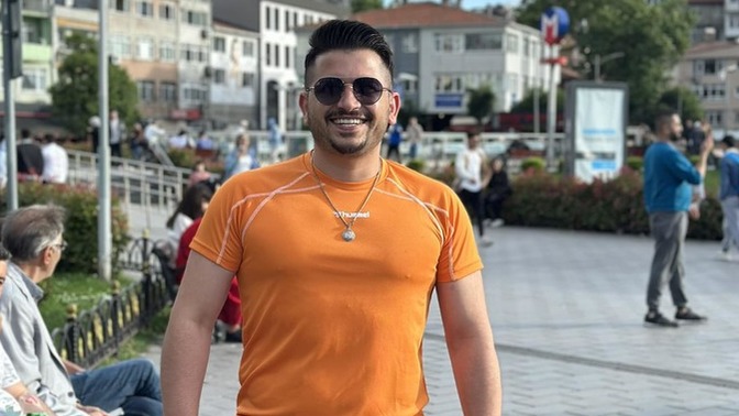 Sizce bu kadar ahlaksızlık mi özgürlük mü?