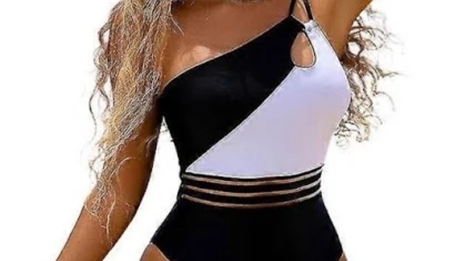 Kızlar, Sahilde bikini mi tercih edersiniz mayo mu?